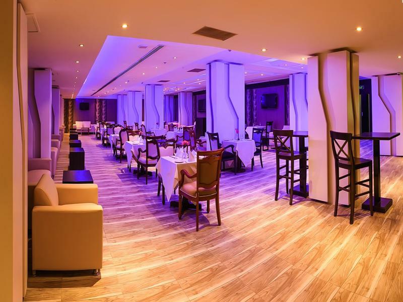 Marco Polo Hotel Manama Exterior photo